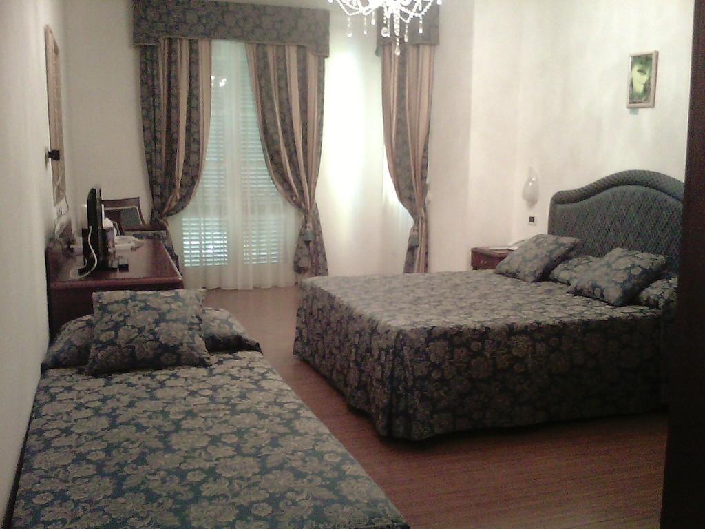 Hotel Vedute Fucecchio Buitenkant foto